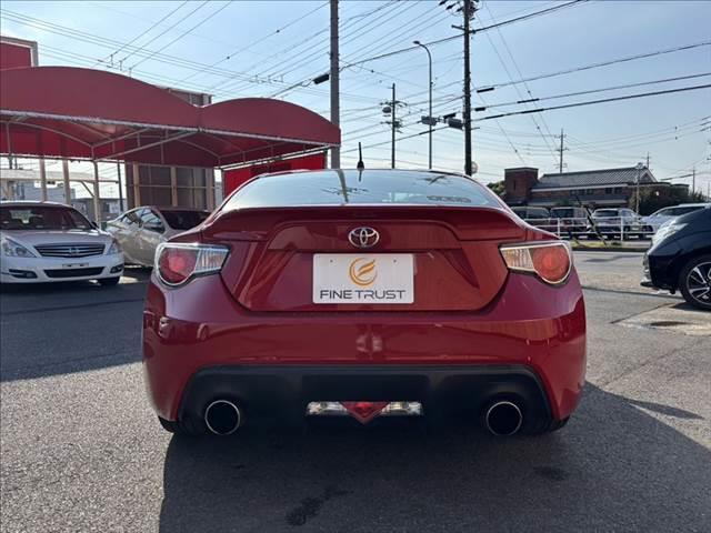 ８６ ＧＴ　純正ＳＤナビ　フルセグＴＶ　禁煙車　Ｂｌｕｅｔｏｏｔｈ　ＥＴＣ　スマートキー　ＨＩＤヘッドライト　ミュージックサーバー　盗難防止装置　ＵＳＢポート　純正１７インチアルミホイール（19枚目）