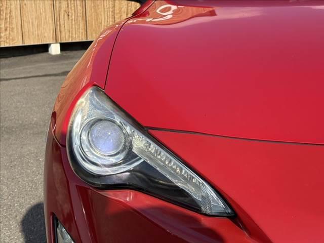 ８６ ＧＴ　純正ＳＤナビ　フルセグＴＶ　禁煙車　Ｂｌｕｅｔｏｏｔｈ　ＥＴＣ　スマートキー　ＨＩＤヘッドライト　ミュージックサーバー　盗難防止装置　ＵＳＢポート　純正１７インチアルミホイール（31枚目）