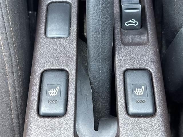 コペン ローブ S 6速MTシフト 純正SDナビ ビルシュタインショック ETC レカロシート シートヒーター フルセグ Bluetooth LEDヘッドライト 盗難防止装置 スマートキー フォグランプ(41枚目)