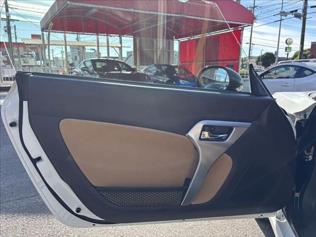 コペン ローブ S 6速MTシフト 純正SDナビ ビルシュタインショック ETC レカロシート シートヒーター フルセグ Bluetooth LEDヘッドライト 盗難防止装置 スマートキー フォグランプ(56枚目)