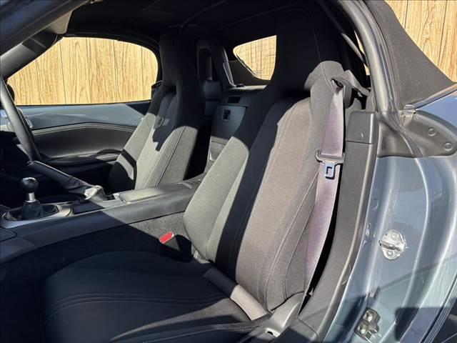 ロードスター NR-A 6速マニュアル 衝突軽減ブレーキ 禁煙車 LEDヘッドライト スマートキー コーナーセンサー USBポート ETC RAYS製16インチアルミホイール ブラインドスポットモニター フロントリップ(29枚目)