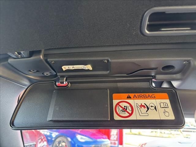 ロードスター NR-A 6速マニュアル 衝突軽減ブレーキ 禁煙車 LEDヘッドライト スマートキー コーナーセンサー USBポート ETC RAYS製16インチアルミホイール ブラインドスポットモニター フロントリップ(43枚目)