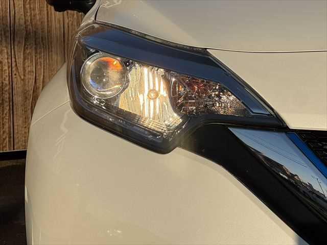 ノート ｅ－パワー　Ｘ　ユーザー買取車　純正ＳＤナビ　アラウンドビューモニター　衝突軽減ブレーキ　デジタルインナーミラー　Ｂｌｕｅｔｏｏｔｈ　フルセグＴＶ　スマートキー　禁煙車　コーナーセンサー　ＥＴＣ　純正１５インチアルミ（25枚目）