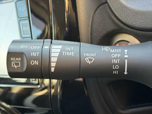 ノート ｅ－パワー　Ｘ　ユーザー買取車　純正ＳＤナビ　アラウンドビューモニター　衝突軽減ブレーキ　デジタルインナーミラー　Ｂｌｕｅｔｏｏｔｈ　フルセグＴＶ　スマートキー　禁煙車　コーナーセンサー　ＥＴＣ　純正１５インチアルミ（38枚目）