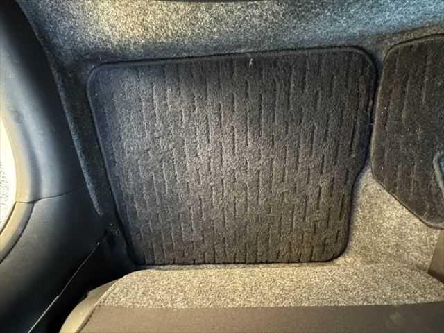 ノート ｅ－パワー　Ｘ　ユーザー買取車　純正ＳＤナビ　アラウンドビューモニター　衝突軽減ブレーキ　デジタルインナーミラー　Ｂｌｕｅｔｏｏｔｈ　フルセグＴＶ　スマートキー　禁煙車　コーナーセンサー　ＥＴＣ　純正１５インチアルミ（59枚目）