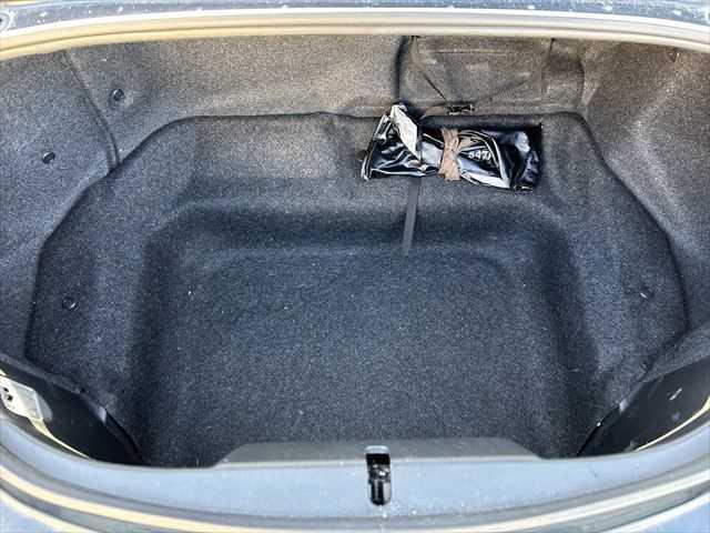 ロードスター Sスペシャルパッケージ MTモード付 純正SDナビ バックカメラ ブルートゥース フルセグTV ETC LEDヘッドライト 純正16インチアルミホイール スマートキー USBポート DVD再生 ドライブレコーダー(9枚目)