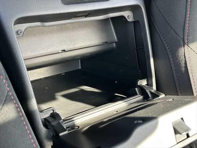 ロードスター Sスペシャルパッケージ MTモード付 純正SDナビ バックカメラ ブルートゥース フルセグTV ETC LEDヘッドライト 純正16インチアルミホイール スマートキー USBポート DVD再生 ドライブレコーダー(39枚目)