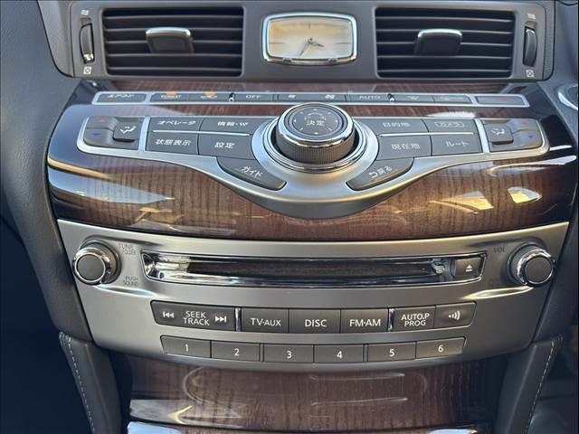 フーガハイブリッド ＶＩＰ　純正ＨＤＤナビ　フルセグＴＶ　バックカメラ　ＥＴＣ　本革シート　シートエアコン　禁煙車　レーダークルーズコントロール　シートヒーター　パワーシート　Ｂｌｕｅｔｏｏｔｈ　フルセグＴＶ　ＨＩＤヘッドライト（6枚目）