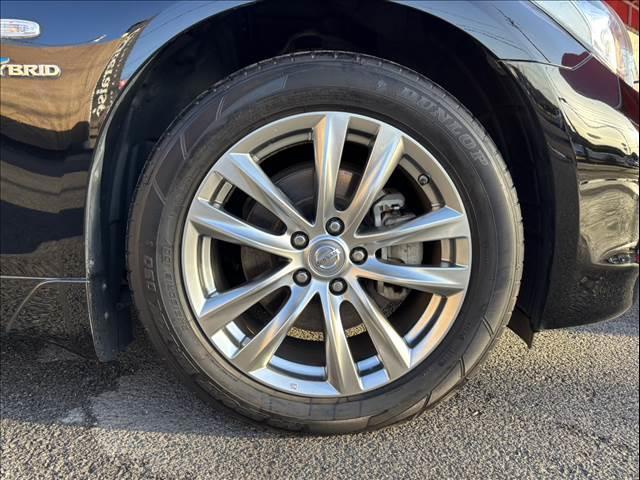 フーガハイブリッド ＶＩＰ　純正ＨＤＤナビ　フルセグＴＶ　バックカメラ　ＥＴＣ　本革シート　シートエアコン　禁煙車　レーダークルーズコントロール　シートヒーター　パワーシート　Ｂｌｕｅｔｏｏｔｈ　フルセグＴＶ　ＨＩＤヘッドライト（14枚目）