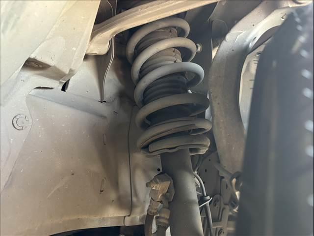 フーガハイブリッド ＶＩＰ　純正ＨＤＤナビ　フルセグＴＶ　バックカメラ　ＥＴＣ　本革シート　シートエアコン　禁煙車　レーダークルーズコントロール　シートヒーター　パワーシート　Ｂｌｕｅｔｏｏｔｈ　フルセグＴＶ　ＨＩＤヘッドライト（15枚目）