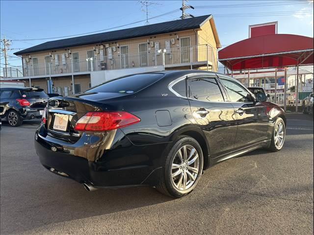 フーガハイブリッド ＶＩＰ　純正ＨＤＤナビ　フルセグＴＶ　バックカメラ　ＥＴＣ　本革シート　シートエアコン　禁煙車　レーダークルーズコントロール　シートヒーター　パワーシート　Ｂｌｕｅｔｏｏｔｈ　フルセグＴＶ　ＨＩＤヘッドライト（19枚目）