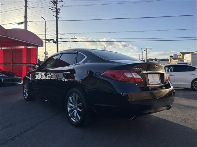 フーガハイブリッド ＶＩＰ　純正ＨＤＤナビ　フルセグＴＶ　バックカメラ　ＥＴＣ　本革シート　シートエアコン　禁煙車　レーダークルーズコントロール　シートヒーター　パワーシート　Ｂｌｕｅｔｏｏｔｈ　フルセグＴＶ　ＨＩＤヘッドライト（21枚目）