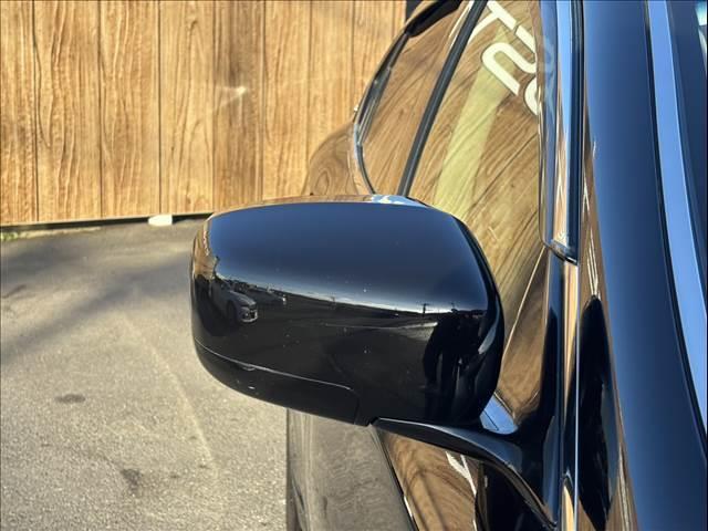 フーガハイブリッド ＶＩＰ　純正ＨＤＤナビ　フルセグＴＶ　バックカメラ　ＥＴＣ　本革シート　シートエアコン　禁煙車　レーダークルーズコントロール　シートヒーター　パワーシート　Ｂｌｕｅｔｏｏｔｈ　フルセグＴＶ　ＨＩＤヘッドライト（28枚目）