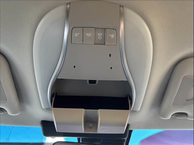 フーガハイブリッド ＶＩＰ　純正ＨＤＤナビ　フルセグＴＶ　バックカメラ　ＥＴＣ　本革シート　シートエアコン　禁煙車　レーダークルーズコントロール　シートヒーター　パワーシート　Ｂｌｕｅｔｏｏｔｈ　フルセグＴＶ　ＨＩＤヘッドライト（55枚目）