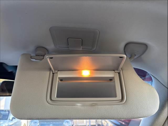 フーガハイブリッド ＶＩＰ　純正ＨＤＤナビ　フルセグＴＶ　バックカメラ　ＥＴＣ　本革シート　シートエアコン　禁煙車　レーダークルーズコントロール　シートヒーター　パワーシート　Ｂｌｕｅｔｏｏｔｈ　フルセグＴＶ　ＨＩＤヘッドライト（57枚目）