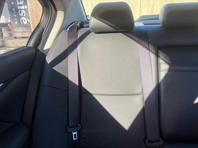 スカイライン ＧＴ　タイプＰ　純正メモリーナビ　フルセグＴＶ　全方位カメラ　ＥＴＣ２．０　本革シート　シートヒーター　パワーシート　Ｂｌｕｅｔｏｏｔｈ　衝突軽減ブレーキ　クリアランスソナー　禁煙車　レーダークルーズコントロール（57枚目）