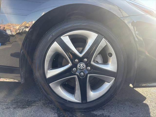 プリウスＰＨＶ Ａ　衝突軽減ブレーキ　純正ＳＤナビ（14枚目）