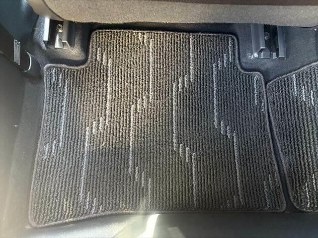 プリウスＰＨＶ Ａ　衝突軽減ブレーキ　純正ＳＤナビ（66枚目）