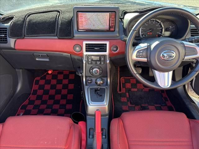 コペン セロ SDナビ フルセグテレビ ETC2.0 スマートキー シートヒーター LEDヘッドライト 禁煙車 MTモード付シフト アイドリングストップ オートエアコン Bluetooth CD・DVD再生(3枚目)