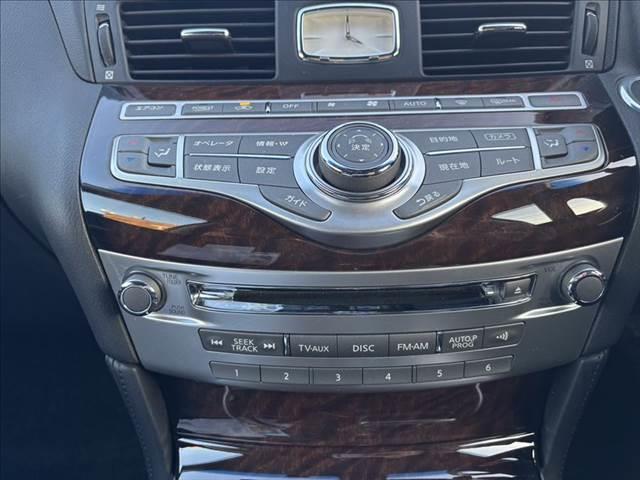 フーガ ２５０ＧＴ　純正ＨＤＤナビ　フルセグテレビ　バックカメラ　ＥＴＣ　ハーフレザーシート　スマートキー　クルーズコントロール　ミュージックサーバー　Ｂｌｕｅｔｏｏｔｈ　ＨＩＤヘッドライト　禁煙車　ＭＴモード付シフト（6枚目）