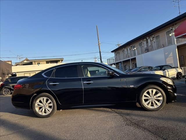 フーガ ２５０ＧＴ　純正ＨＤＤナビ　フルセグテレビ　バックカメラ　ＥＴＣ　ハーフレザーシート　スマートキー　クルーズコントロール　ミュージックサーバー　Ｂｌｕｅｔｏｏｔｈ　ＨＩＤヘッドライト　禁煙車　ＭＴモード付シフト（18枚目）