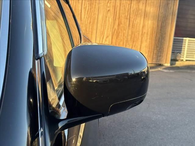 フーガ ２５０ＧＴ　純正ＨＤＤナビ　フルセグテレビ　バックカメラ　ＥＴＣ　ハーフレザーシート　スマートキー　クルーズコントロール　ミュージックサーバー　Ｂｌｕｅｔｏｏｔｈ　ＨＩＤヘッドライト　禁煙車　ＭＴモード付シフト（27枚目）