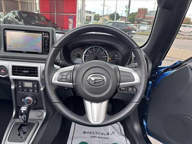 コペン セロ SDナビ フルセグTV バックカメラ ETC シートヒーター LEDヘッドライト Bluetooth 禁煙車 スマートキー 盗難防止装置 アイドリングストップ パワーウィンドウ パワーステアリング(10枚目)