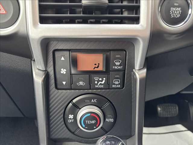 コペン セロ SDナビ フルセグTV バックカメラ ETC シートヒーター LEDヘッドライト Bluetooth 禁煙車 スマートキー 盗難防止装置 アイドリングストップ パワーウィンドウ パワーステアリング(40枚目)