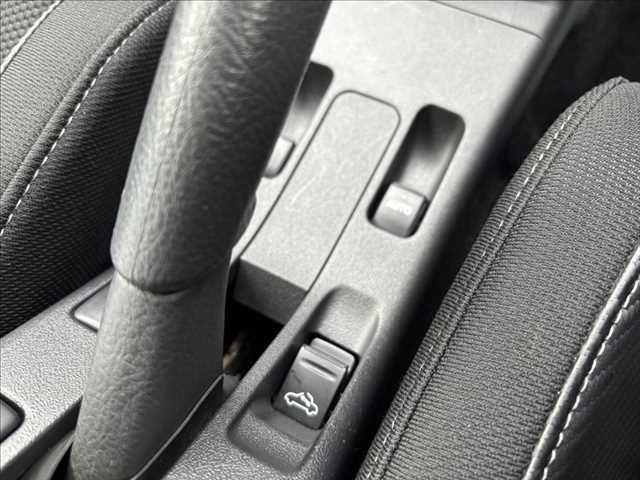 コペン セロ SDナビ フルセグTV バックカメラ ETC シートヒーター LEDヘッドライト Bluetooth 禁煙車 スマートキー 盗難防止装置 アイドリングストップ パワーウィンドウ パワーステアリング(42枚目)