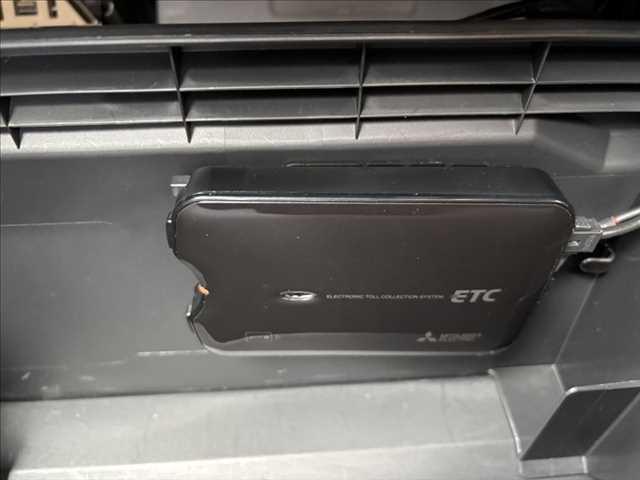 コペン セロ SDナビ フルセグTV バックカメラ ETC シートヒーター LEDヘッドライト Bluetooth 禁煙車 スマートキー 盗難防止装置 アイドリングストップ パワーウィンドウ パワーステアリング(44枚目)