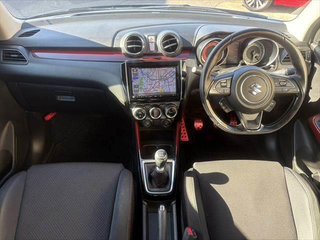 スイフトスポーツ ベースグレード 6速MT 全方位カメラ 純正SDナビ フルセグTV(3枚目)