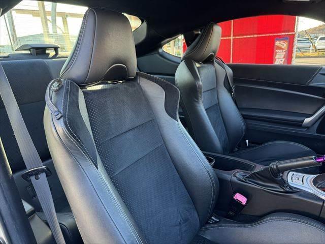 86 GTリミテッド メモリーナビ バックカメラ フルセグTV ETC 禁煙車 バックカメラ クルーズコントロール シートヒーター ハーフレザーシート LEDヘッドライト Bluetooth対応 スマートキー USBポート(7枚目)