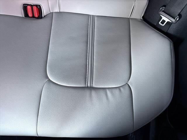 プリウス Ａ　純正１１．６インチナビ　コーナーセンサー　バックカメラ　レーダークルーズコントロール　ＥＴＣ　パワーシート　　フルセグＴＶ　Ｂｌｕｅｔｏｏｔｈ　スマートキー　ＬＥＤヘッドライト　電動格納ミラー（68枚目）