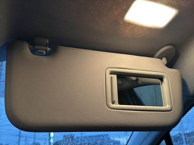 プリウス Ａツーリングセレクション　衝突軽減ブレーキ　禁煙車　純正９インチＳＤナビ　レーダークルーズコントロール　Ｂカメラ　フロントカメラ　シートヒーター　パワーシート　ブラインドスポットモニター　ＬＥＤヘッドライト　Ｂｌｕｅｔｏｏｔｈ（51枚目）