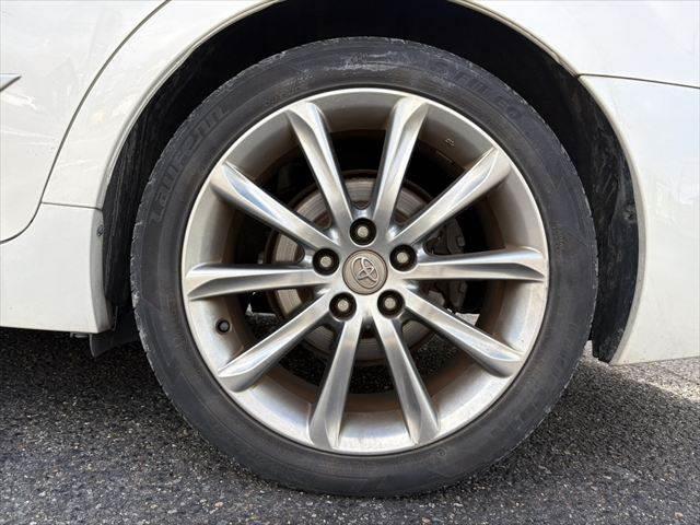 マークＸ ２５０Ｇ　Ｓパッケージ　純正ＳＤナビ　クルーズコントロール　パワーシート　ＬＥＤヘッドライト　禁煙車　フルセグＴＶ　Ｂｌｕｅｔｏｏｔｈ対応　盗難防止装置　スマートキー　純正１８インチアルミホイール　ＤＶＤ再生　ＣＤ再生（28枚目）