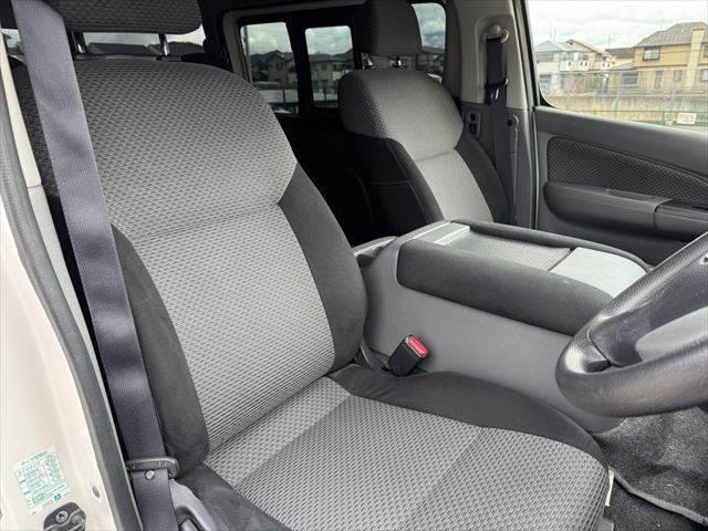 ＮＶ３５０キャラバンバン ロングプレミアムＧＸ　純正メモリーナビ　バックカメラ　禁煙車　ＨＩＤヘッドライト　フルセグＴＶ　衝突軽減ブレーキ　ＥＴＣ　Ｂｌｕｅｔｏｏｔｈ対応　スマートキー　ＣＤ再生　電動格納ミラー　フォグランプ　パワーウィンドウ（10枚目）