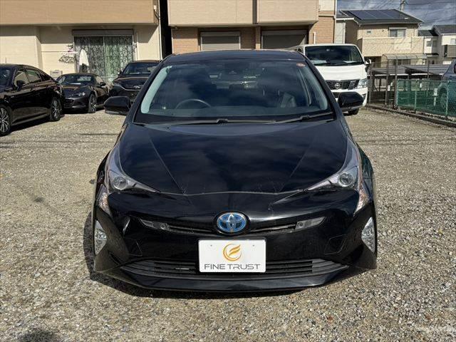 プリウス Ａプレミアムツーリングセレクション　純正９インチナビ　バックカメラ　純正ＳＤナビ　バックカメラ　禁煙車　ＬＥＤヘッドライト　衝突軽減ブレーキ　ＥＴＣ　純正１７インチＡＷ　フルセグＴＶ　Ｂｌｕｅｔｏｏｔｈ　シートヒーター　レーダークルーズ（19枚目）