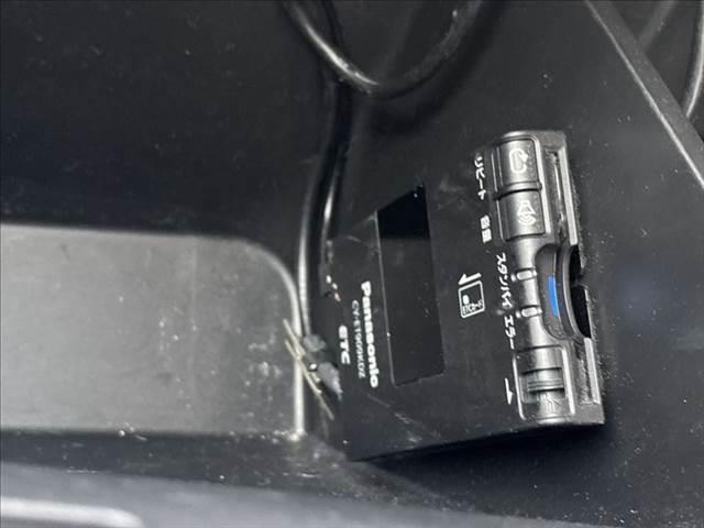 ヴェゼル ハイブリッドＸ　ユーザー買取車　ＳＤナビ　フルセグＴＶ　バックカメラ　ＥＴＣ　禁煙車　クルーズコントロール　衝突軽減ブレーキ　Ｂｌｕｅｔｏｏｔｈ　ＬＥＤヘッドライト　スマートキー　純正１６インチアルミホイール（48枚目）