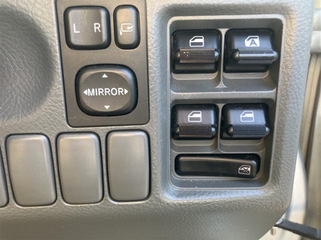 タント X キーレスエントリー 電動格納ミラー ベンチシート AT ABS CD MD アルミホイール 衝突安全ボディ エアコン パワーステアリング パワーウィンドウ(7枚目)