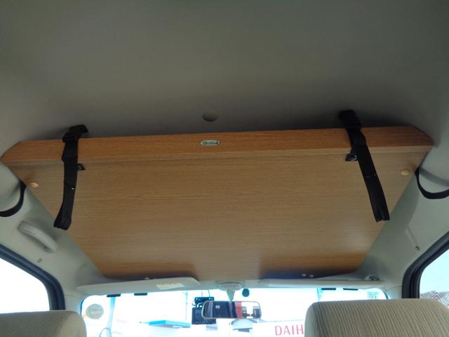 アトレーワゴン カスタムターボRS キャンピング仕様 シンク付き 固定棚 2名ベット カーテン 網戸 ナビ/地デジTV Bluetooth バックカメラ 前後ドラレコ ETC(18枚目)