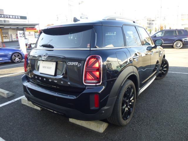 ＭＩＮＩ クーパーＤ　クロスオーバー　クラシックトリム正規認定中古車　カロッツエリア後付ＳＤナビ　フルセグ地デジチューナー　Ａｐｐｌｅｃａｒｐｌａｙ　リアビューカメラ　コンフォートアクセス　前席シートヒーター　１８ピンスポークアロイホイール（22枚目）