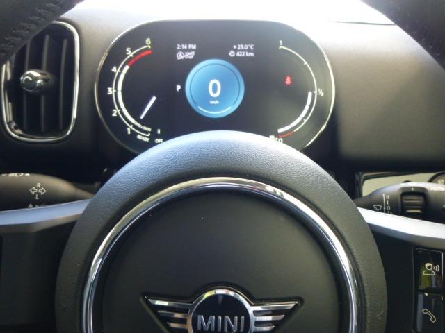 ＭＩＮＩ クーパーＤ　クロスオーバー　クラシックトリム正規認定中古車　カロッツエリア後付ＳＤナビ　フルセグ地デジチューナー　Ａｐｐｌｅｃａｒｐｌａｙ　リアビューカメラ　コンフォートアクセス　前席シートヒーター　１８ピンスポークアロイホイール（46枚目）