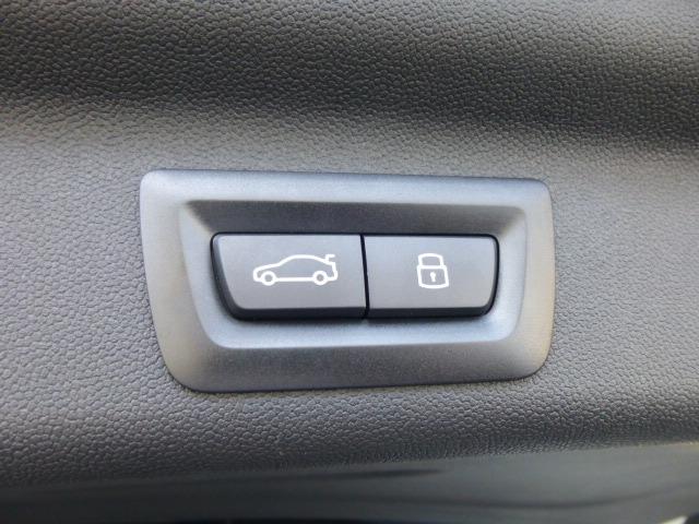 ＭＩＮＩ クーパーＣ　フェイバリット・トリム　正規認定中古車　整備保証付　ＦＡＶＯＵＲＥＤトリム　前席電動シート＆ヒーター　コンフォートアクセス　アラウンドビューモニター　オートテールゲート　１８アステロイドスポークヴァイブラントシルバーＡＷ（23枚目）