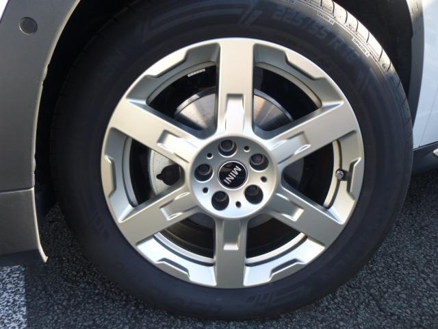 ＭＩＮＩ クーパーＣ　フェイバリット・トリム　正規認定中古車　整備保証付　ＦＡＶＯＵＲＥＤトリム　前席電動シート＆ヒーター　コンフォートアクセス　アラウンドビューモニター　オートテールゲート　１８アステロイドスポークヴァイブラントシルバーＡＷ（31枚目）