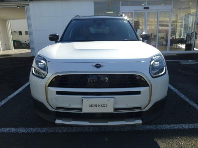 ＭＩＮＩ クーパーＣ　フェイバリット・トリム　正規認定中古車　整備保証付　ＦＡＶＯＵＲＥＤトリム　前席電動シート＆ヒーター　コンフォートアクセス　アラウンドビューモニター　オートテールゲート　１８アステロイドスポークヴァイブラントシルバーＡＷ（32枚目）