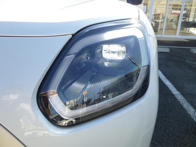 ＭＩＮＩ クーパーＣ　フェイバリット・トリム　正規認定中古車　整備保証付　ＦＡＶＯＵＲＥＤトリム　前席電動シート＆ヒーター　コンフォートアクセス　アラウンドビューモニター　オートテールゲート　１８アステロイドスポークヴァイブラントシルバーＡＷ（35枚目）