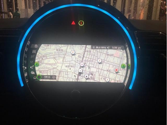 ＭＩＮＩ クーパーＣ　フェイバリット・トリム　正規認定中古車　整備保証付　ＦＡＶＯＵＲＥＤトリム　前席電動シート＆ヒーター　コンフォートアクセス　アラウンドビューモニター　オートテールゲート　１８アステロイドスポークヴァイブラントシルバーＡＷ（68枚目）