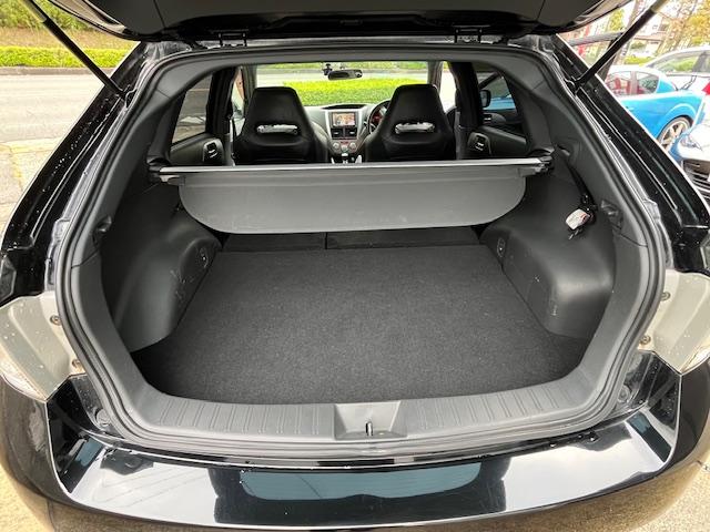 インプレッサ WRX STI 20thアニバーサリー 6MT 社外マフラー ナビ ETC バックカメラ(11枚目)