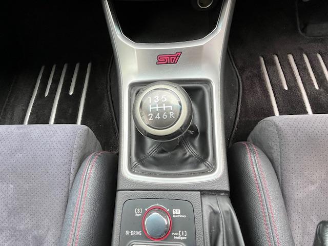 インプレッサ WRX STI 20thアニバーサリー 6MT 社外マフラー ナビ ETC バックカメラ(18枚目)