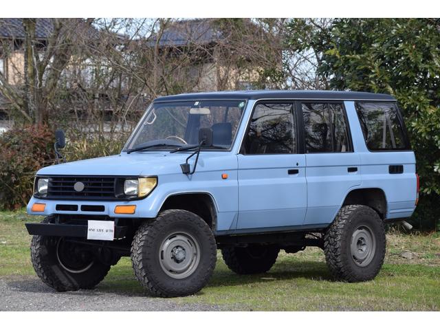 ランドクルーザープラド ＳＸワイド　４ＷＤ　リフトアップ　ディーゼルターボ　オープンカントリーＭ／Ｔ　バン登録　シートカバー　ＥＴＣ　ナビ　フェンダーミラー　ナロー仕様（9枚目）